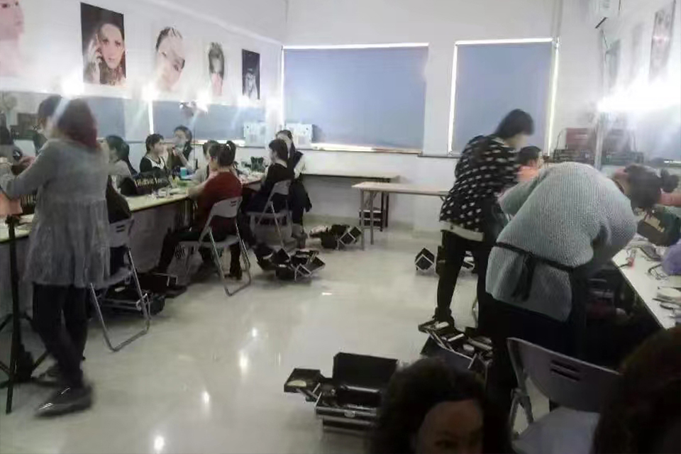 曼琦化妆培训学校（张店校区）校区环境