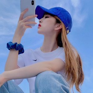 爱****。