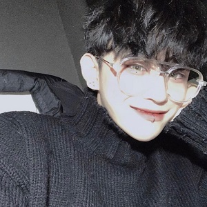 ****女