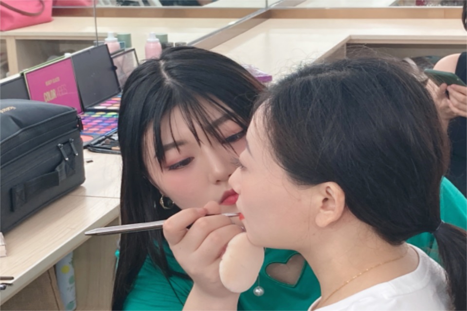 化妆全科培训