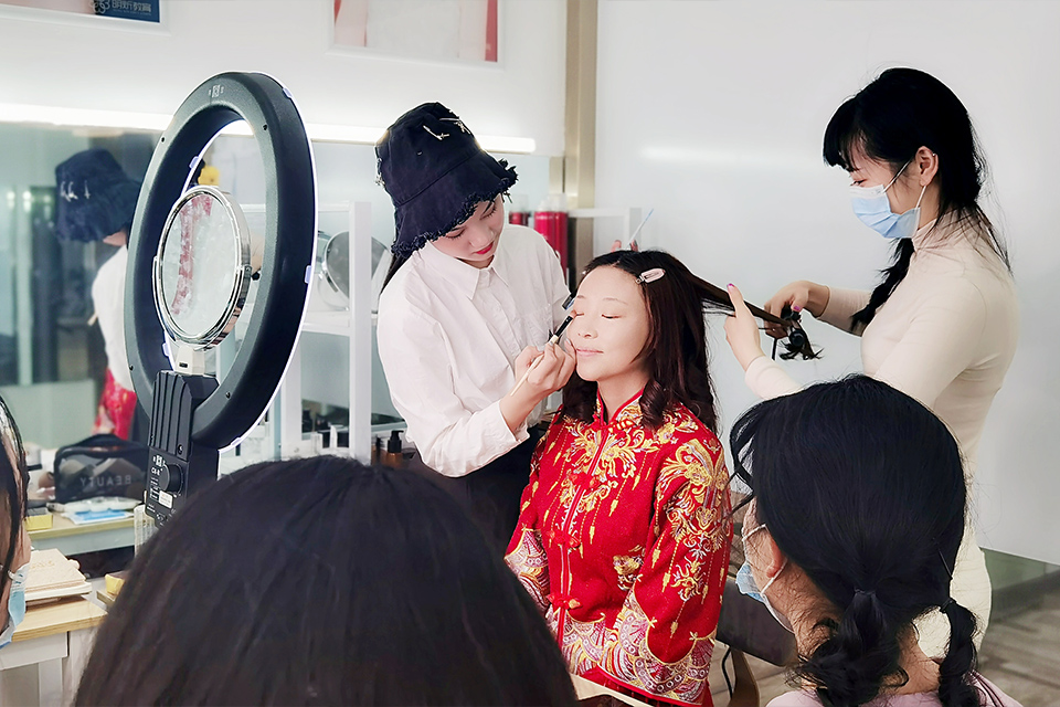 美容美体综合店创业班