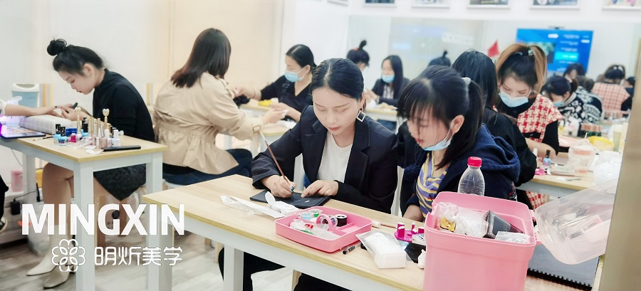 化妆造型综合班