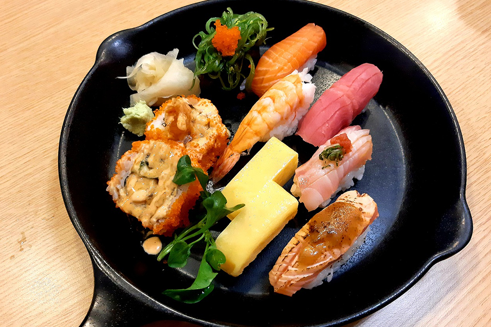 关于日本料理培训学院哪个好？