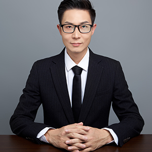 杨鎏