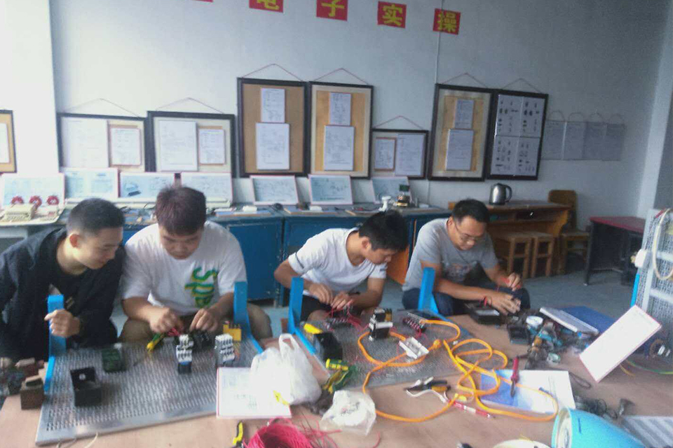 电工技能班