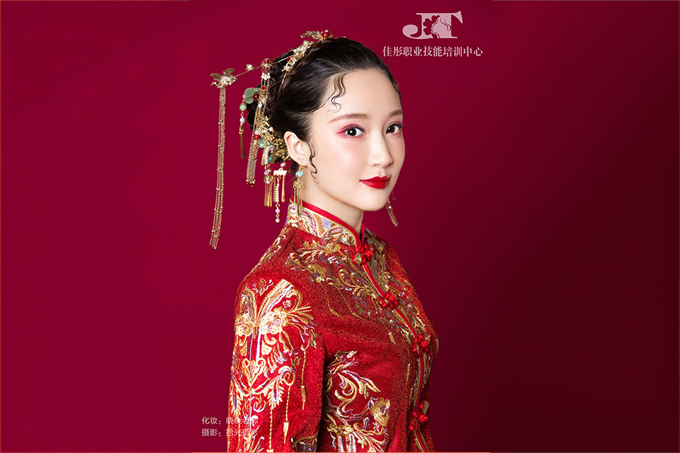 三亚化妆新娘班