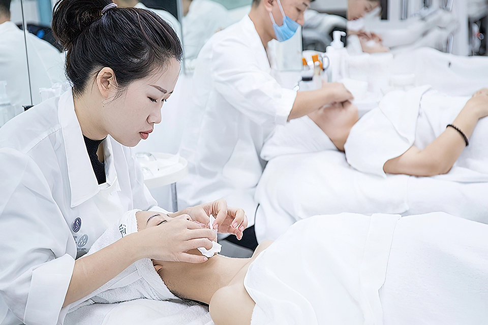 广州韩国美容全能班