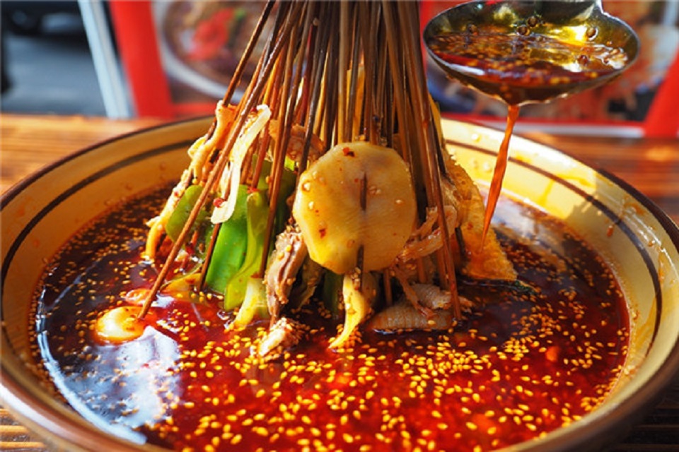 沈阳钵钵鸡也叫冷锅串串