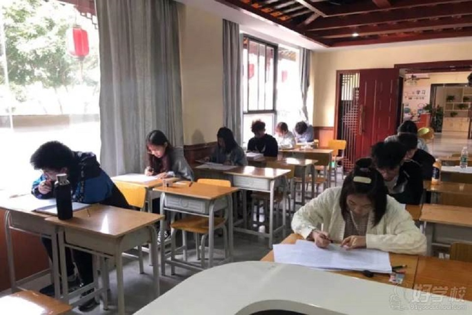 南宁艺术文化课冲刺