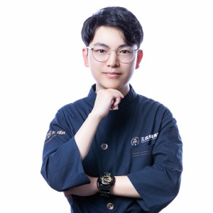 顾加炜