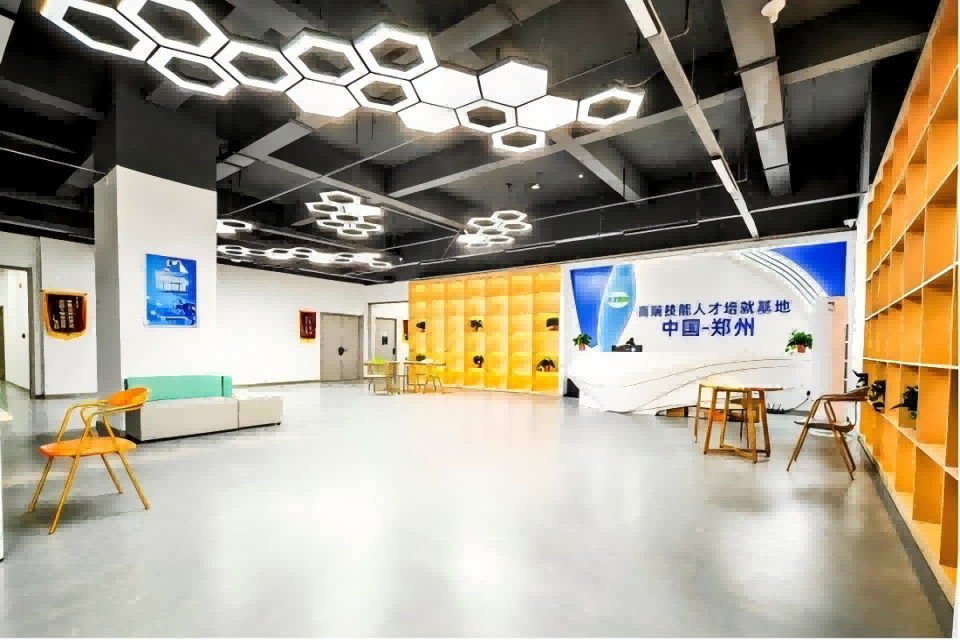 河南优佳智培（航空港校区）校区环境